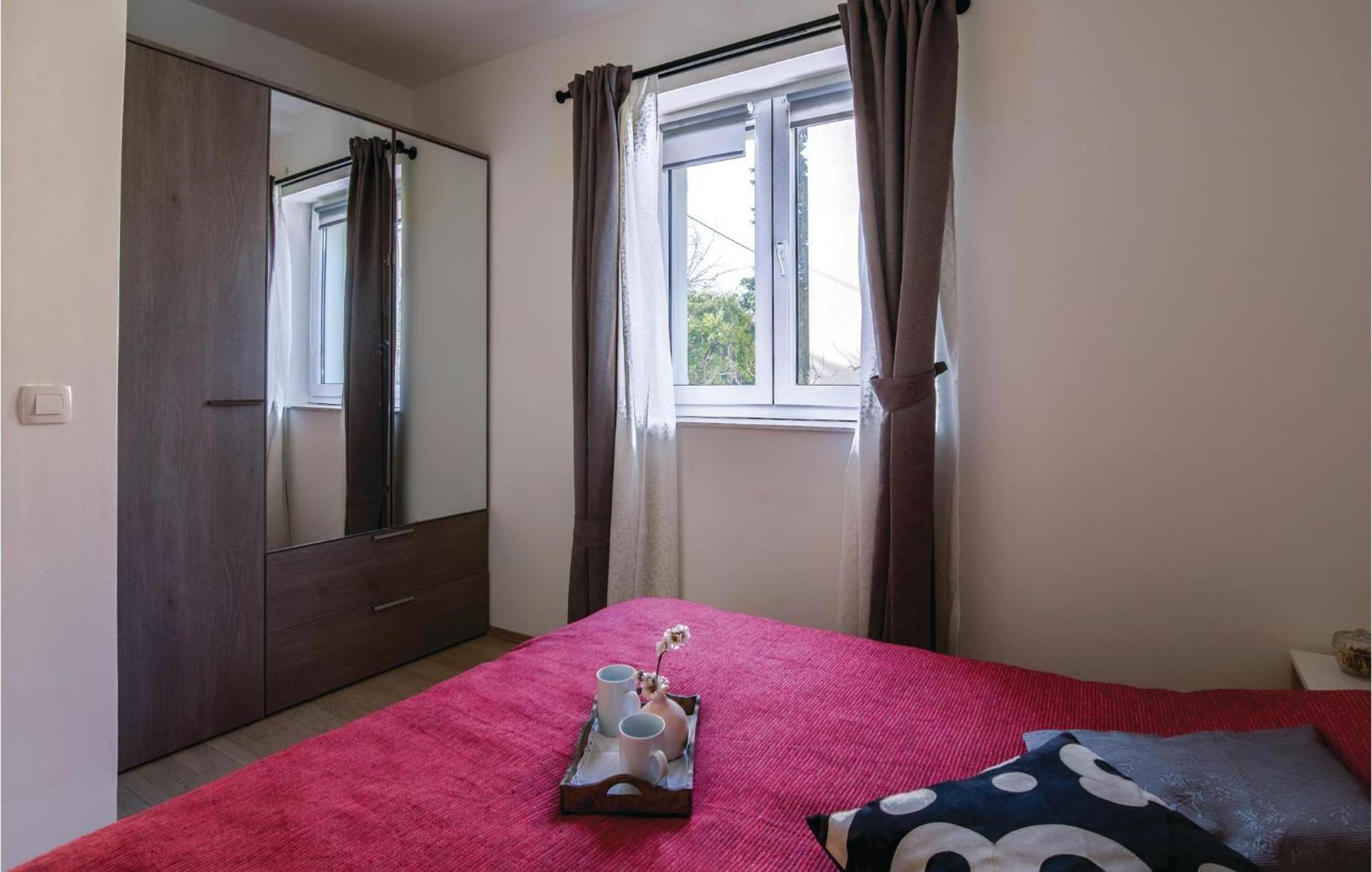 1 Bedroom Gorgeous Apartment In Zadar Exterior foto